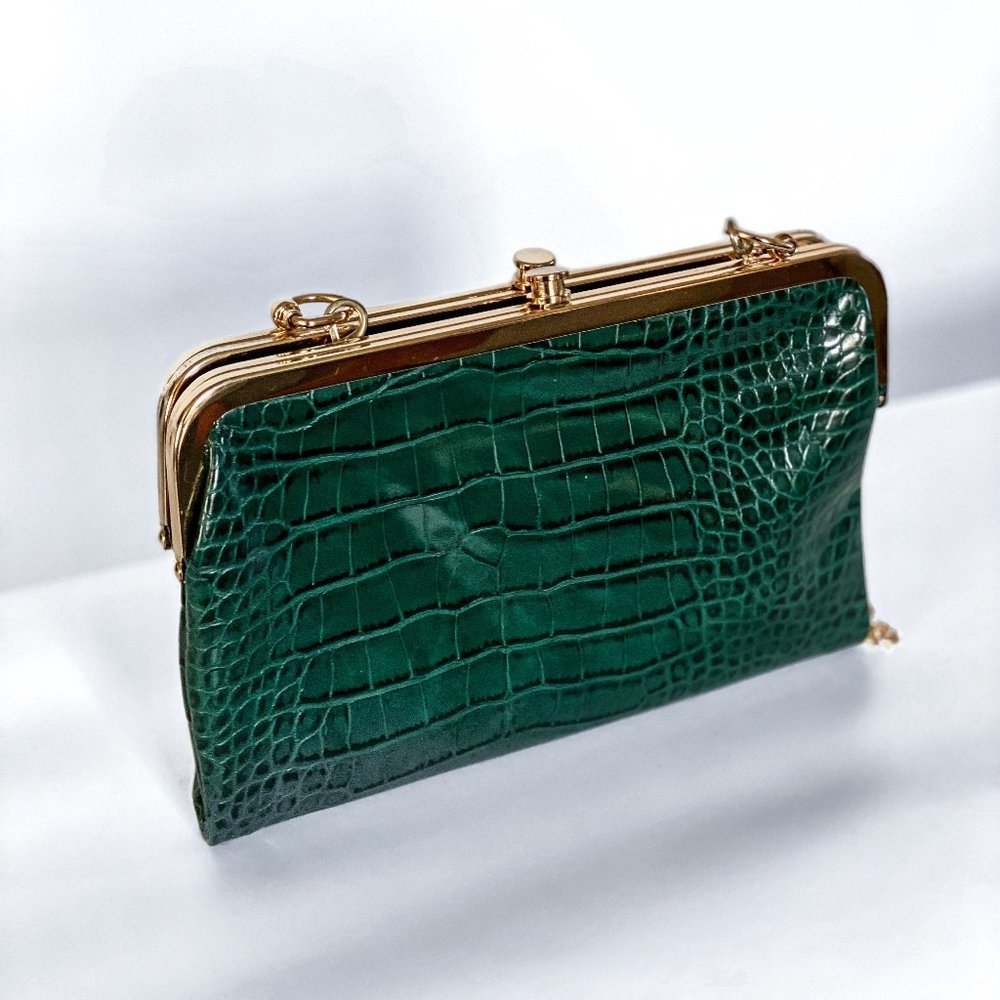 Green /Emerald Faux Leather Croc Crossbody Clutch